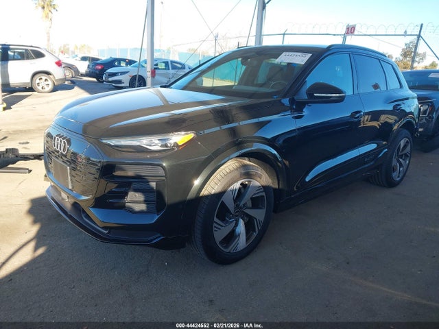 Продаж на аукціоні авто 2025 Audi Q6 E-tron Premium Quattro, vin: WA114BGF5SA020167, номер лоту: 44424552