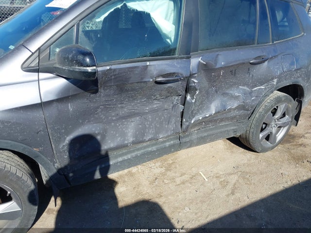 2019 HONDA PASSPORT 5FNYF8H92KB001173 Photo 5