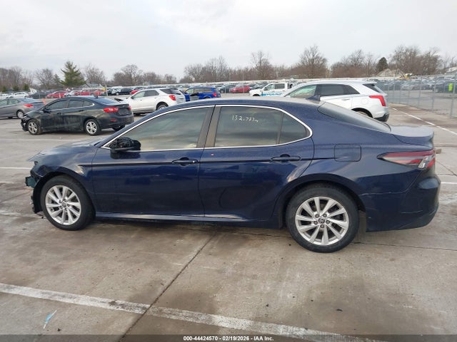 4T1C11BK7MU027818 Toyota Camry Le Awd