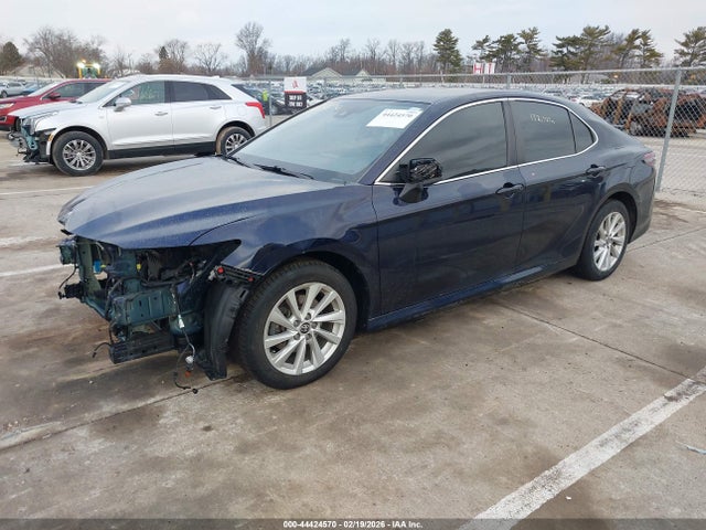4T1C11BK7MU027818 Toyota Camry Le Awd