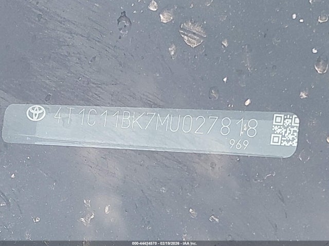 4T1C11BK7MU027818 Toyota Camry Le Awd