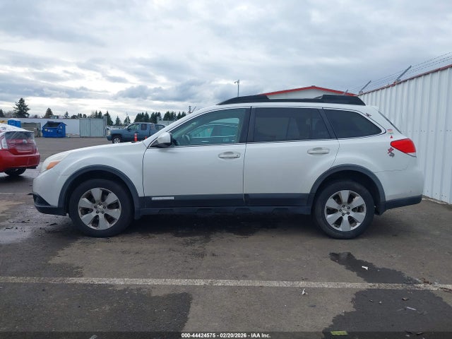 Продаж на аукціоні авто 2010 Subaru Outback 2.5i Premium, vin: 4S4BRBGC9A3326269, номер лоту: 44424575