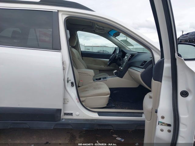 Продаж на аукціоні авто 2010 Subaru Outback 2.5i Premium, vin: 4S4BRBGC9A3326269, номер лоту: 44424575