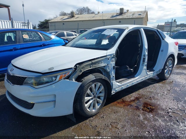 5XXGT4L34GG004564 KIA Optima Lx