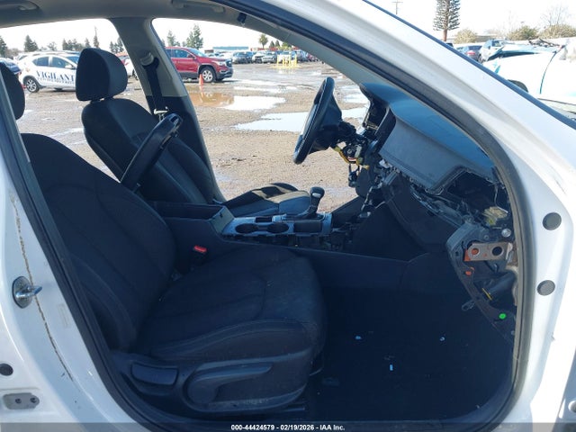 5XXGT4L34GG004564 KIA Optima Lx