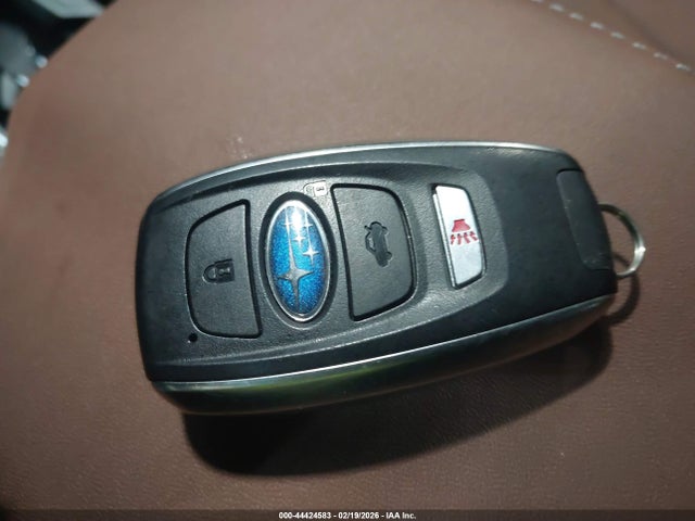 2024 Subaru Ascent Touring 7-passenger მანქანა იყიდება აუქციონზე, vin: 4S4WMAWD0R3466520, აუქციონის ნომერი: 44424583