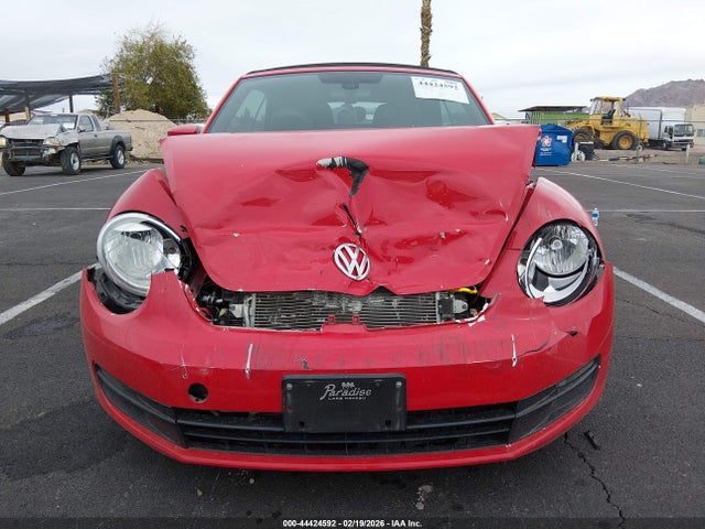 3VW517AT7GM804546 Volkswagen Beetle 1.8t S