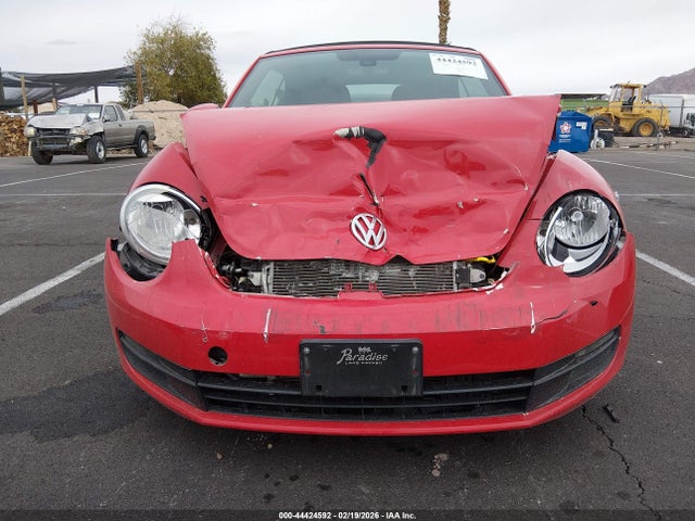 3VW517AT7GM804546 Volkswagen Beetle 1.8t S