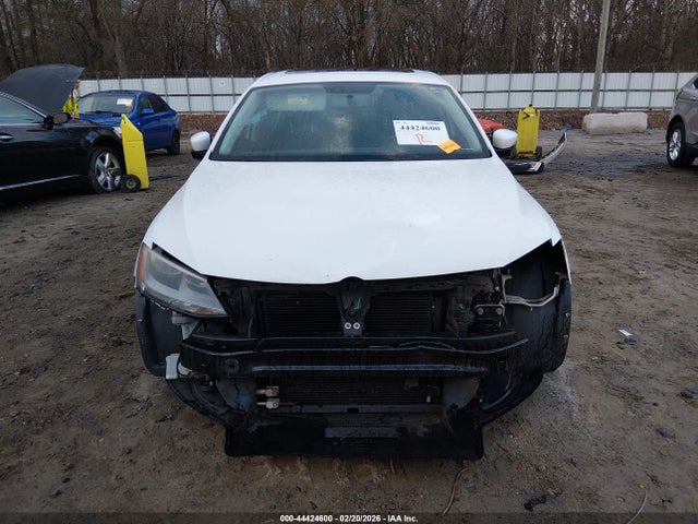 2012 Volkswagen Jetta 2.5l Se მანქანა იყიდება აუქციონზე, vin: 3VWDX7AJ7CM335347, აუქციონის ნომერი: 44424600