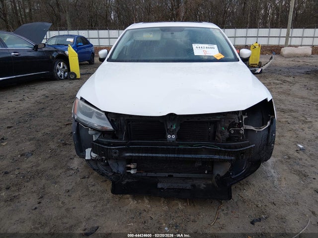 2012 Volkswagen Jetta 2.5l Se მანქანა იყიდება აუქციონზე, vin: 3VWDX7AJ7CM335347, აუქციონის ნომერი: 44424600