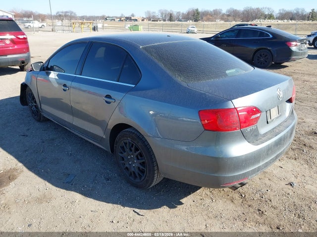 2013 Volkswagen Jetta 2.5l Se მანქანა იყიდება აუქციონზე, vin: 3VWDX7AJ9DM383806, აუქციონის ნომერი: 44424605