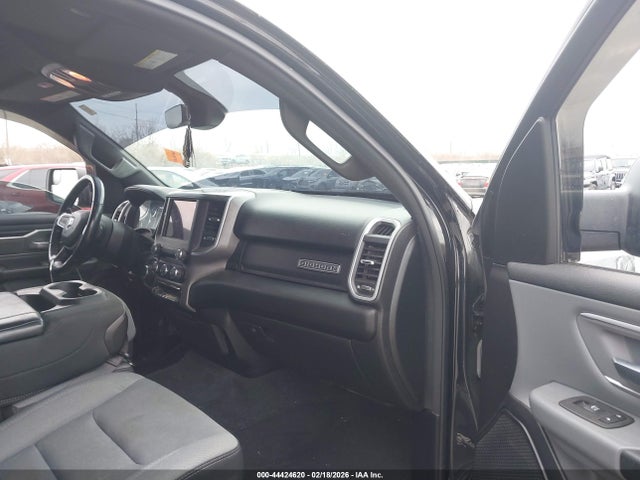 2021 Ram 1500 Big Horn  4x4 6'4 Box მანქანა იყიდება აუქციონზე, vin: 1C6SRFMT9MN616169, აუქციონის ნომერი: 44424620
