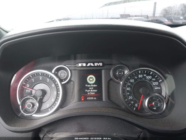 2021 Ram 1500 Big Horn  4x4 6'4 Box მანქანა იყიდება აუქციონზე, vin: 1C6SRFMT9MN616169, აუქციონის ნომერი: 44424620