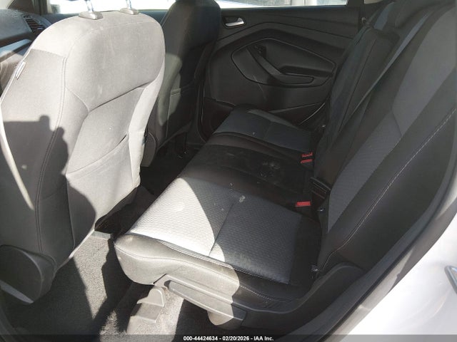 1FMCU9G98HUA15937 Ford ESCAPE SE