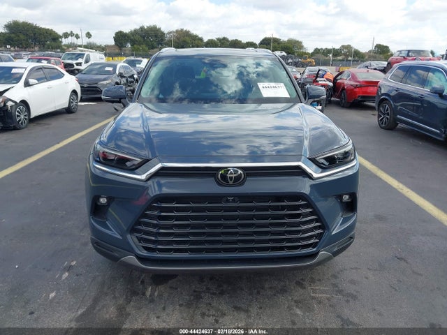 Продажа на аукционе авто 2024 Toyota Grand Highlander Limited, vin: 5TDAAAA51RS016168, номер лота: 44424637