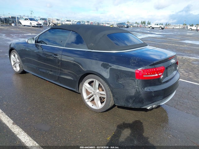 2012 AUDI S5 WAUVGAFH9CN008414 Photo 2
