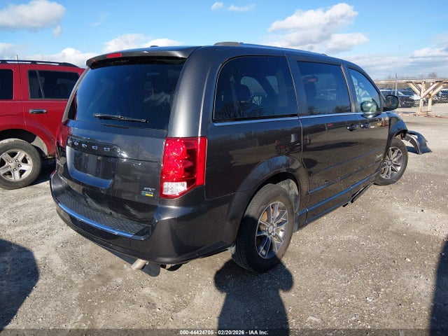 Продажа на аукционе авто 2017 Dodge Grand Caravan Sxt, vin: 2C4RDGCGXHR616626, номер лота: 44424705