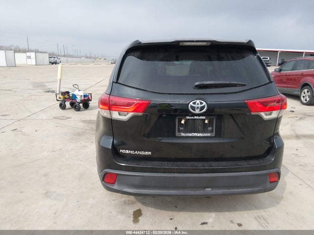 Toyota Highlander Le 2018 5TDZZRFH6JS249366 Image 16
