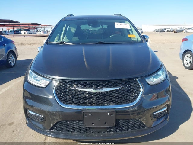 Chrysler Pacifica Limited 2023 2C4RC1GG0PR593835 Image 12