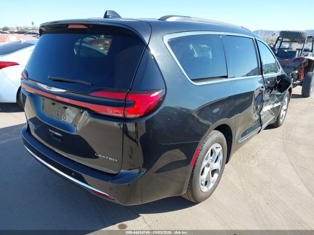 Chrysler Pacifica Limited 2023 2C4RC1GG0PR593835 Image 4