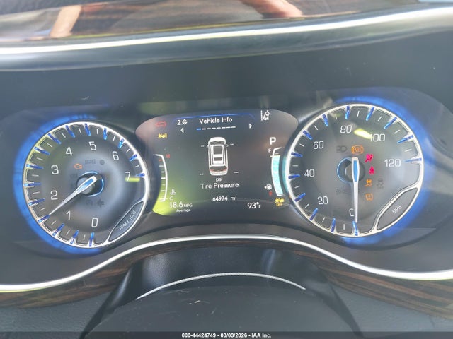 Chrysler Pacifica Limited 2023 2C4RC1GG0PR593835 Image 7