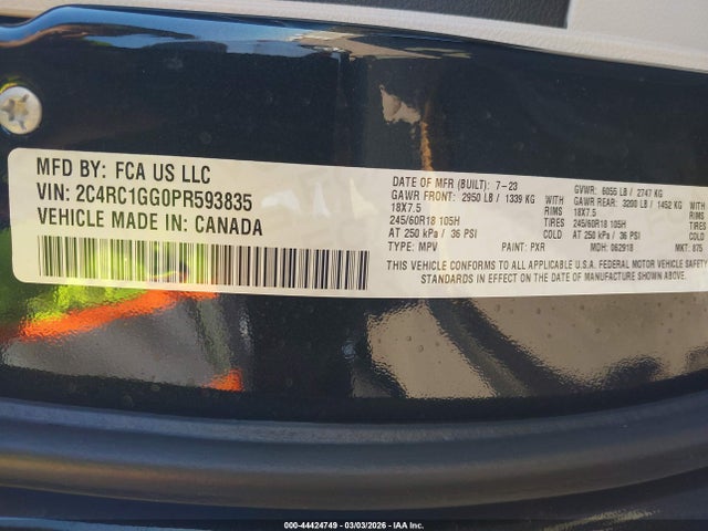 Chrysler Pacifica Limited 2023 2C4RC1GG0PR593835 Image 9