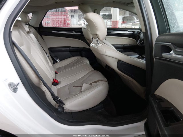 3FA6P0SU5ER378821 Ford Fusion Energi Titanium