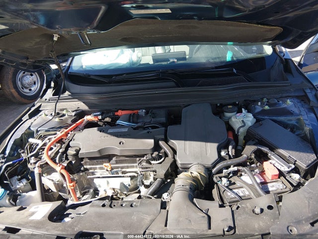 44424772 :رقم المزاد ، 1HGCV3F96KA002680 vin ، 2019 Honda Accord Hybrid Touring مزاد بيع