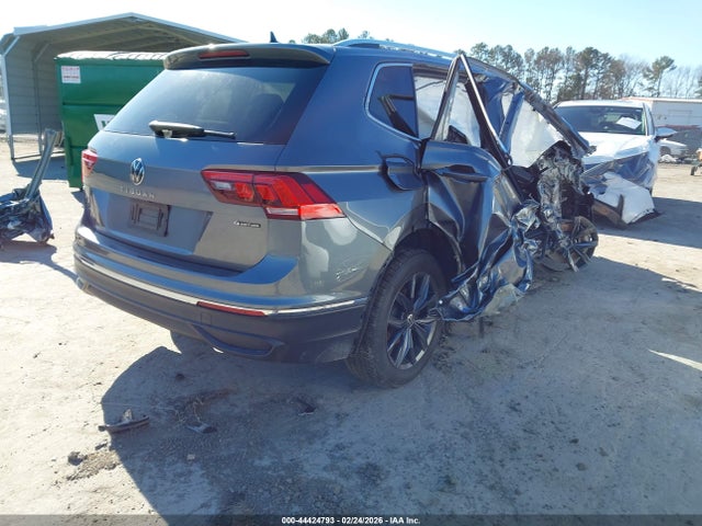 44424793 :رقم المزاد ، 3VV2B7AX0NM169500 vin ، 2022 Volkswagen Tiguan 2.0t Se مزاد بيع