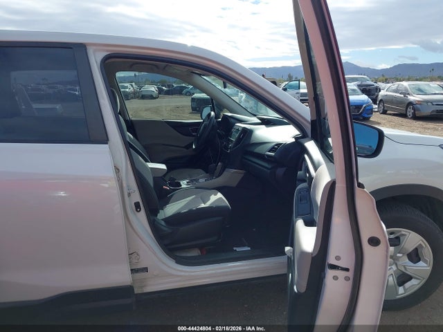 Subaru Forester 2023 JF2SKAACXPH419374 Image 5