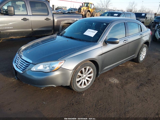Продаж на аукціоні авто 2012 Chrysler 200 Touring, vin: 1C3CCBBB8CN176496, номер лоту: 44424809