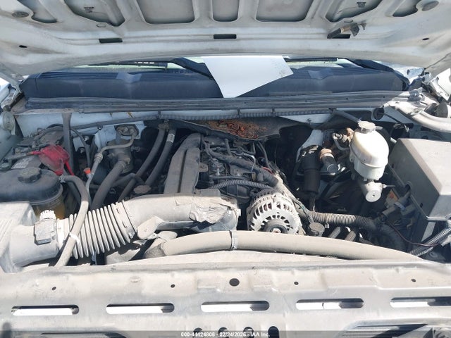 1GB4CZCG4EF108121 Chevrolet Silverado 3500hd Chassis Work Truck