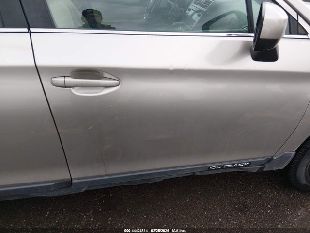 Subaru Outback 2.5i Premium 2015 4S4BSACC4F3346232 Image 20