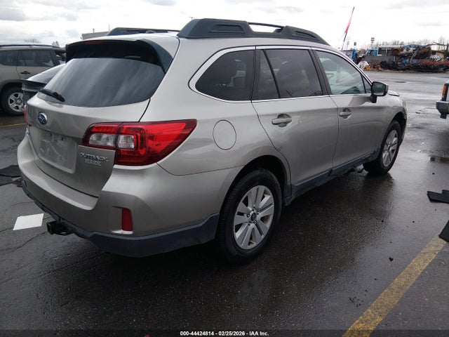 Subaru Outback 2.5i Premium 2015 4S4BSACC4F3346232 Image 4