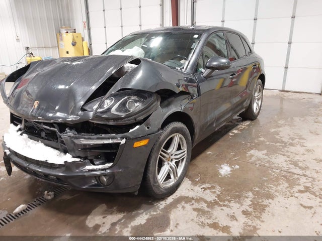 2018 PORSCHE MACAN WP1AA2A54JLB11334 Photo 1