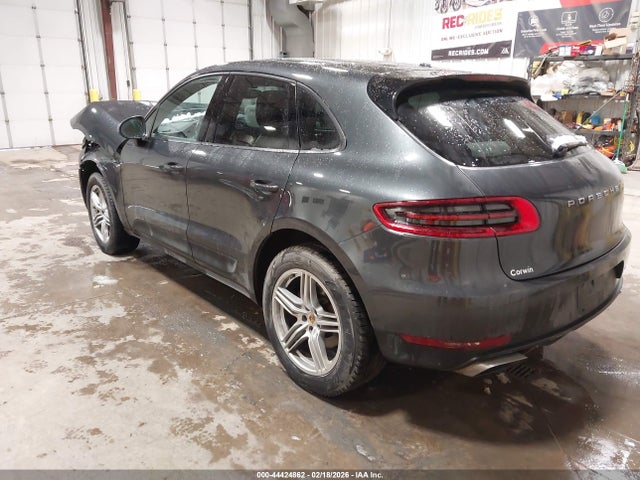 2018 PORSCHE MACAN WP1AA2A54JLB11334 Photo 2