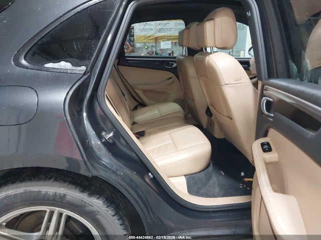 2018 PORSCHE MACAN WP1AA2A54JLB11334 Photo 7