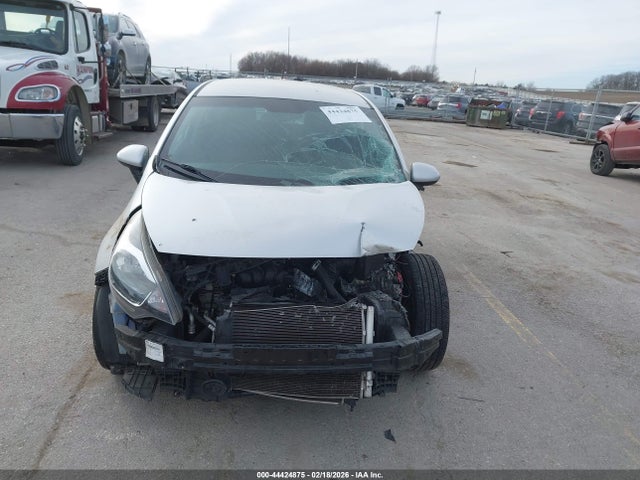 KIA RIO LX 2015 KNADM4A38F6432747 Image 13