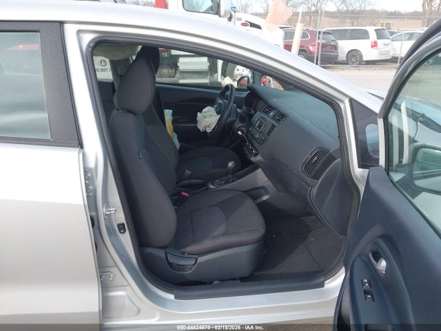 KIA RIO LX 2015 KNADM4A38F6432747 Image 5