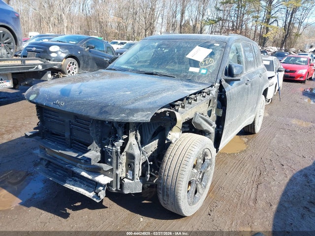 Продажа на аукционе авто 2023 Jeep Grand Cherokee Limited 4x4, vin: 1C4RJHBG6PC579064, номер лота: 44424925