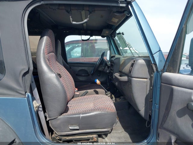1999 JEEP WRANGLER 1J4FY19S8XP443604 Photo 4