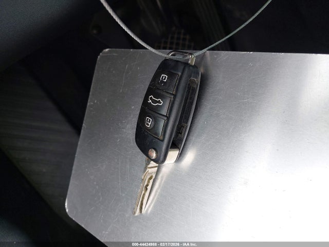 2011 AUDI A3 WAUBEAFM3BA089888 Photo 10