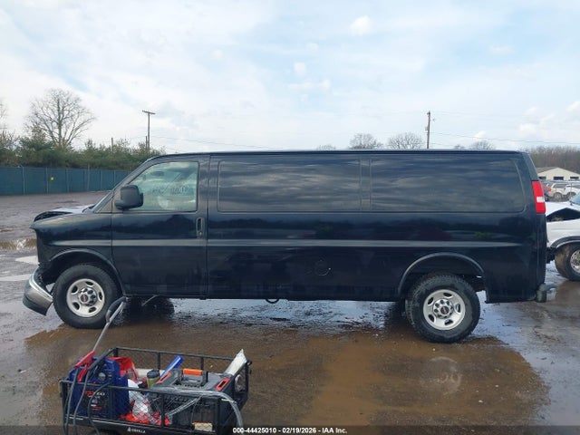 Продажа на аукционе авто 2017 Gmc Savana 2500 Work Van, vin: 1GTW7BFF0H1237977, номер лота: 44425010
