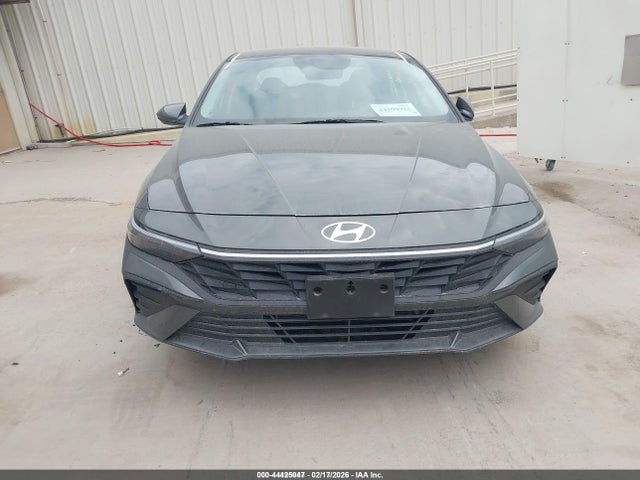 KMHLM4DJ8SU174434 Hyundai Elantra Hybrid Blue