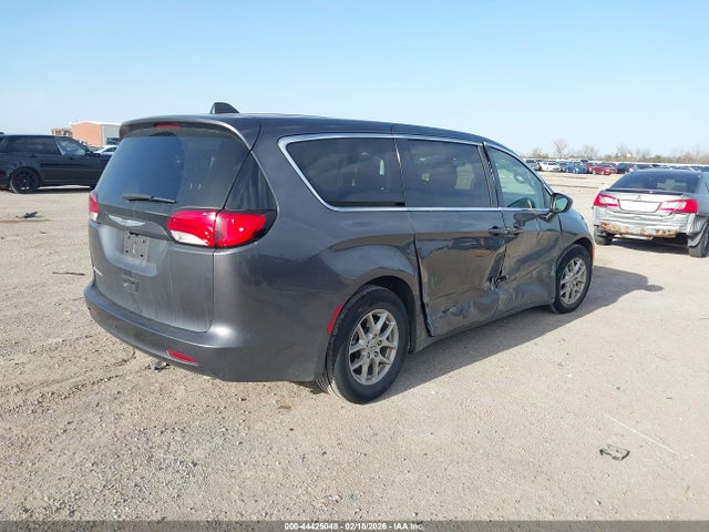 Продаж на аукціоні авто 2022 Chrysler Voyager Lx, vin: 2C4RC1CG7NR146552, номер лоту: 44425048