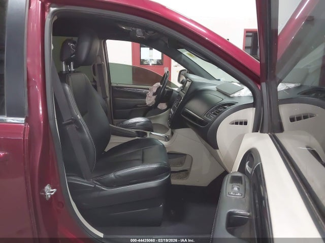 2C4RDGCG7KR694644 Dodge Grand Caravan Sxt