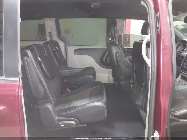 2C4RDGCG7KR694644 Dodge Grand Caravan Sxt