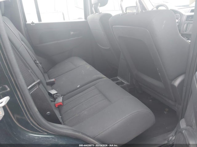 44425073 :رقم المزاد ، 1J4PN2GK7BW593269 vin ، 2011 Jeep Liberty Sport مزاد بيع