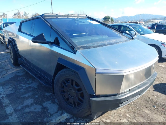 2024 TESLA CYBERTRUCK 7G2CEHED9RA008583