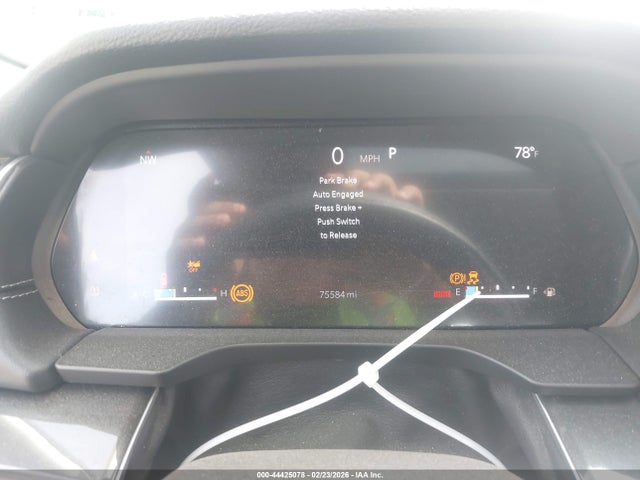 1C4RJJAG3N8617066 Jeep Grand Cherokee L Laredo 4x2